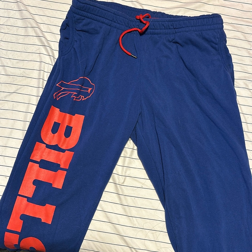 Women’s Buffalo Bills sweatpants size XL